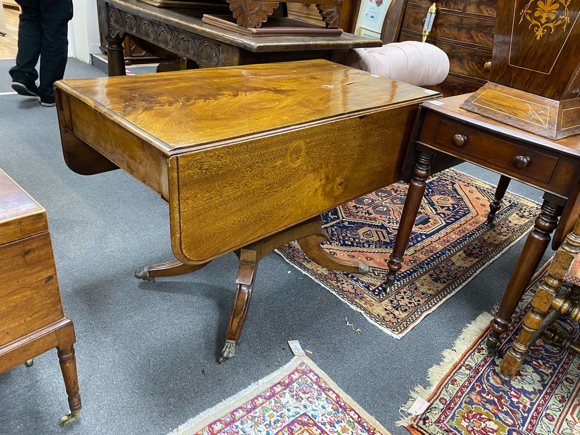 A Regency mahogany Pembroke breakfast table, width 104cm, depth 56cm, height 70cm *Please note the sale commences at 9am.